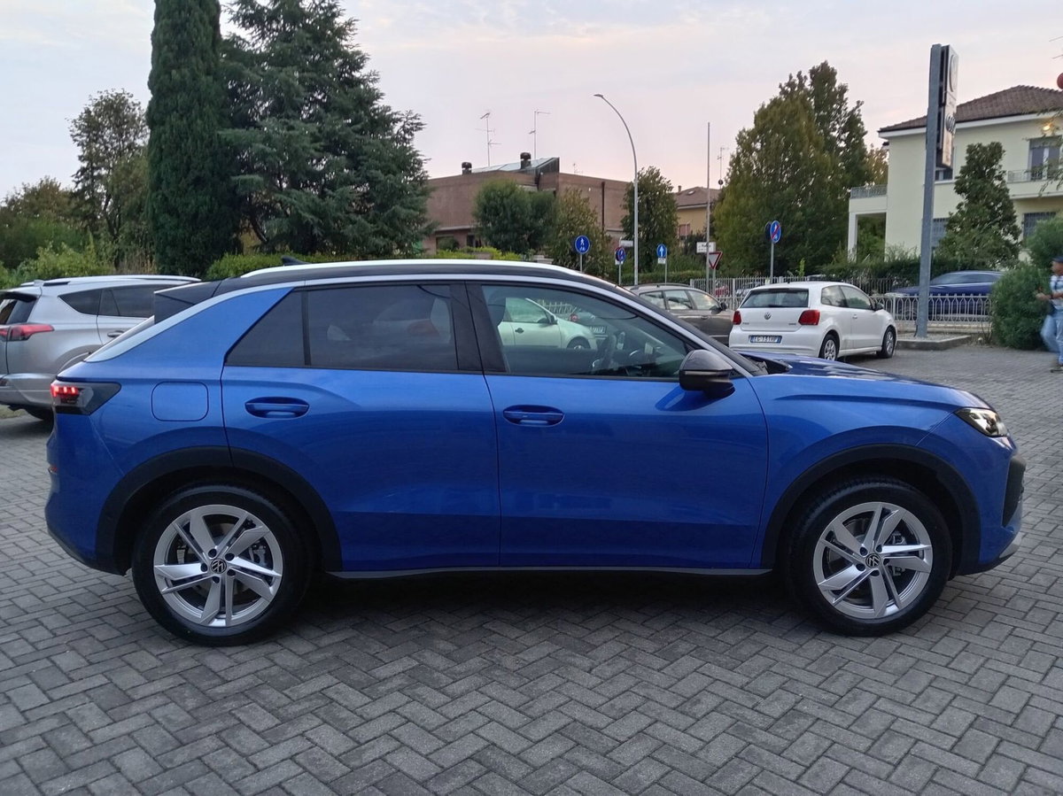 Volkswagen T-Roc 1.5 etsi Style 150cv dsg (16)