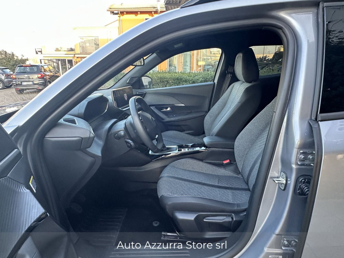 Peugeot 2008 1.2 turbo Allure 100cv (14)