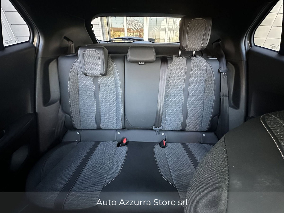 Peugeot 2008 1.2 turbo Allure 100cv (15)