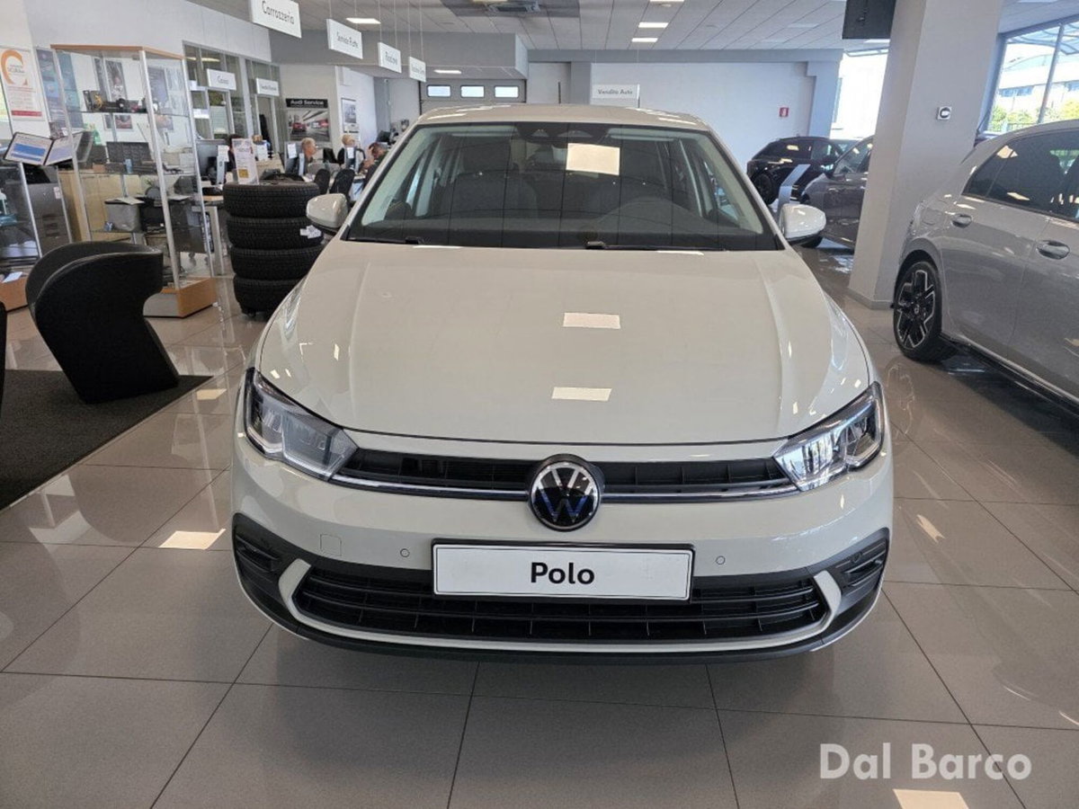 Volkswagen Polo 1.0 tsi Edition 95cv (2)