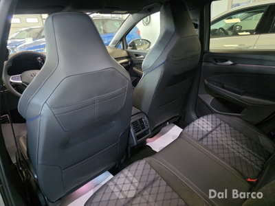 Volkswagen Golf 1.5 eTSI 150 CV EVO ACT DSG R-Line (14)