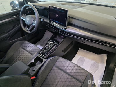 Volkswagen Golf 1.5 eTSI 150 CV EVO ACT DSG R-Line (18)