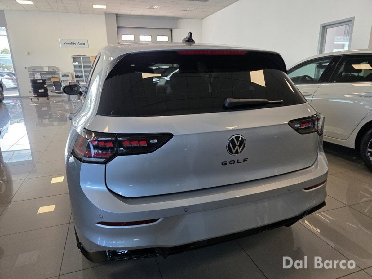 Volkswagen Golf 1.5 eTSI 150 CV EVO ACT DSG R-Line (5)