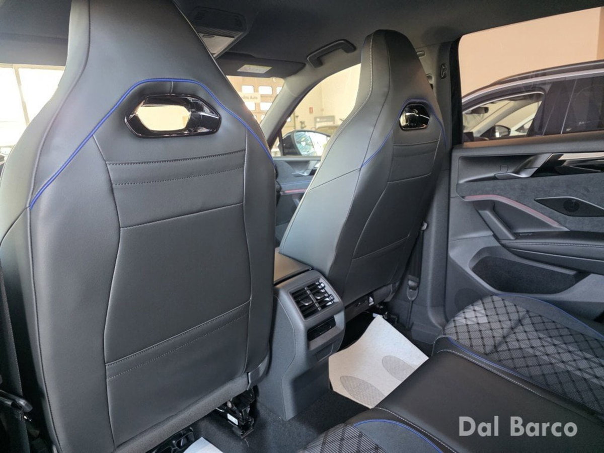 Volkswagen Tiguan 2.0 tdi R-Line 150cv dsg (14)