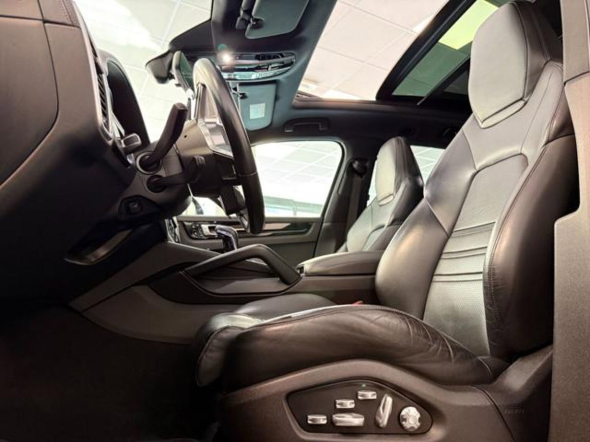 Porsche Cayenne 3.0 V6 (4)