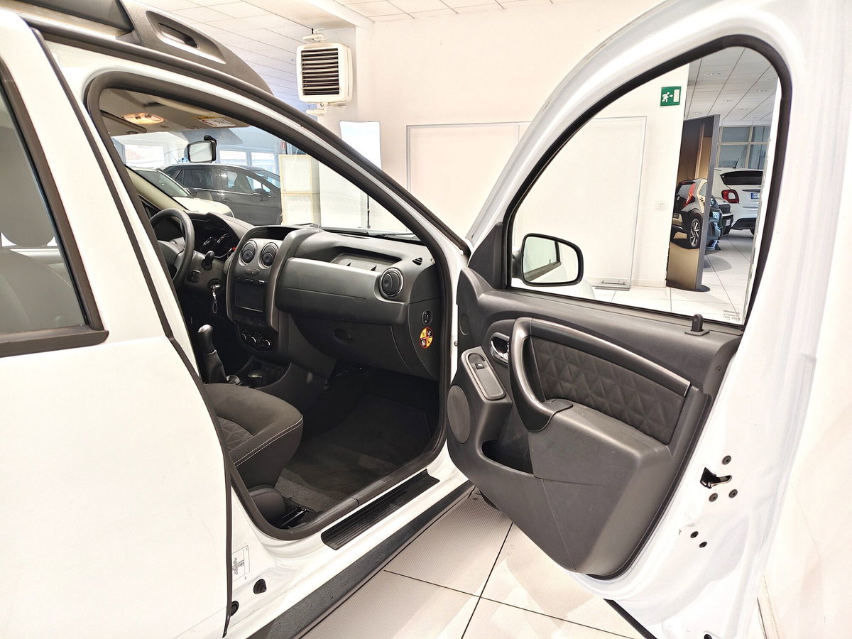 Dacia Duster 1.6 110CV 4x2 GPL Ambiance (10)