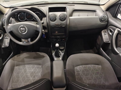 Dacia Duster 1.6 110CV 4x2 GPL Ambiance (4)