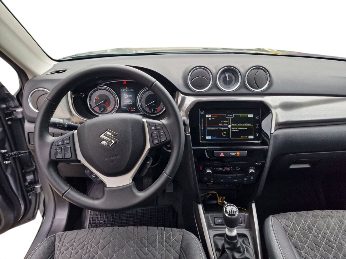 Suzuki Vitara 1.4h Top 2wd (12)