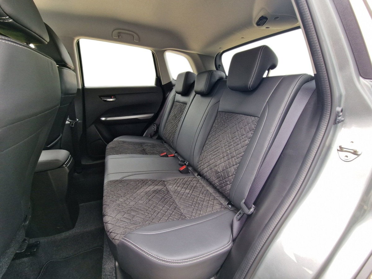 Suzuki Vitara 1.4h Top 2wd (9)