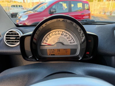 smart Fortwo 1000 52 kW MHD coupé passion (10)