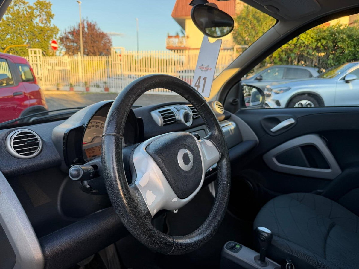 smart Fortwo 1000 52 kW MHD coupé passion (11)