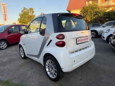 smart Fortwo 1000 52 kW MHD coupé passion (7)