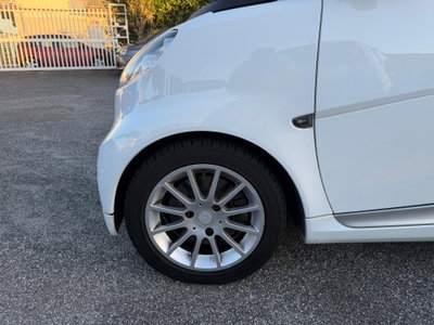 smart Fortwo 1000 52 kW MHD coupé passion (8)