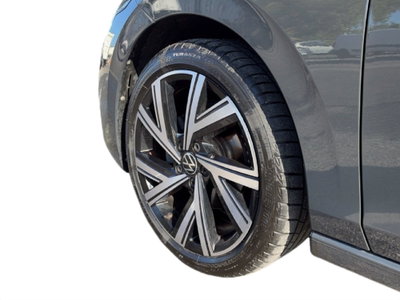 Volkswagen Golf 2.0 TDI 150 CV DSG 1st Edition Style (9)
