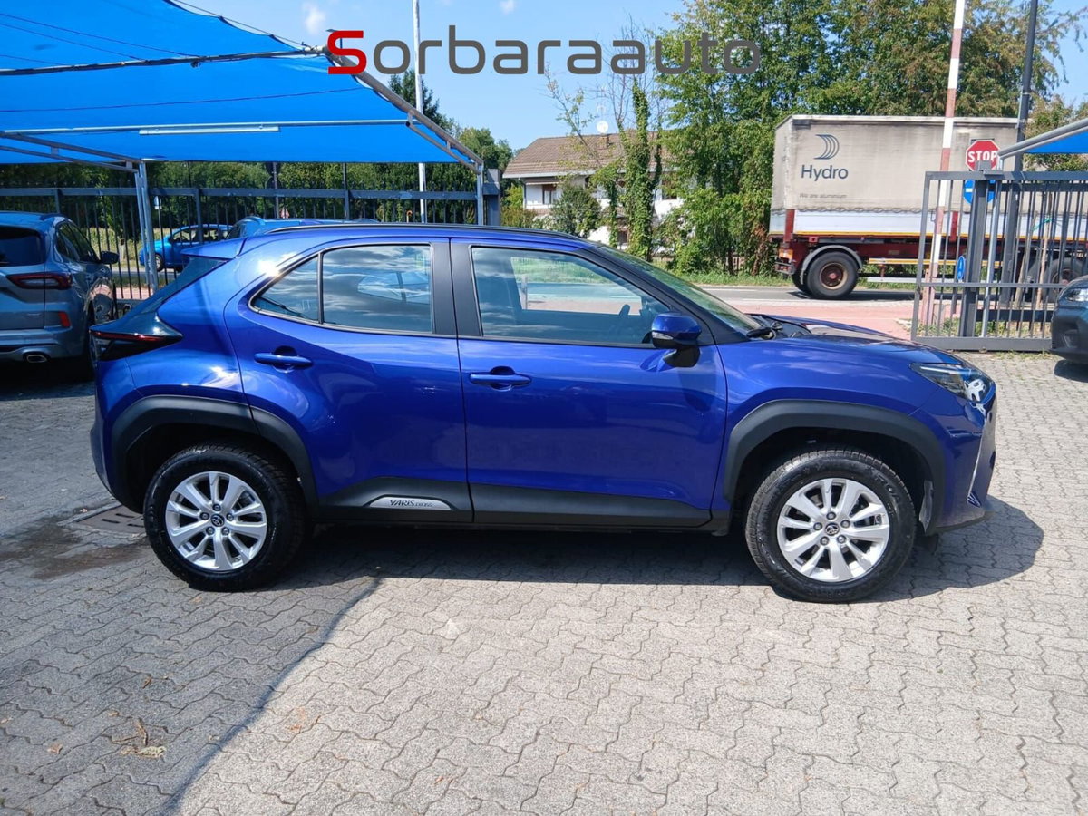 Toyota Yaris Cross Active fwd 115cv e-cvt (6)