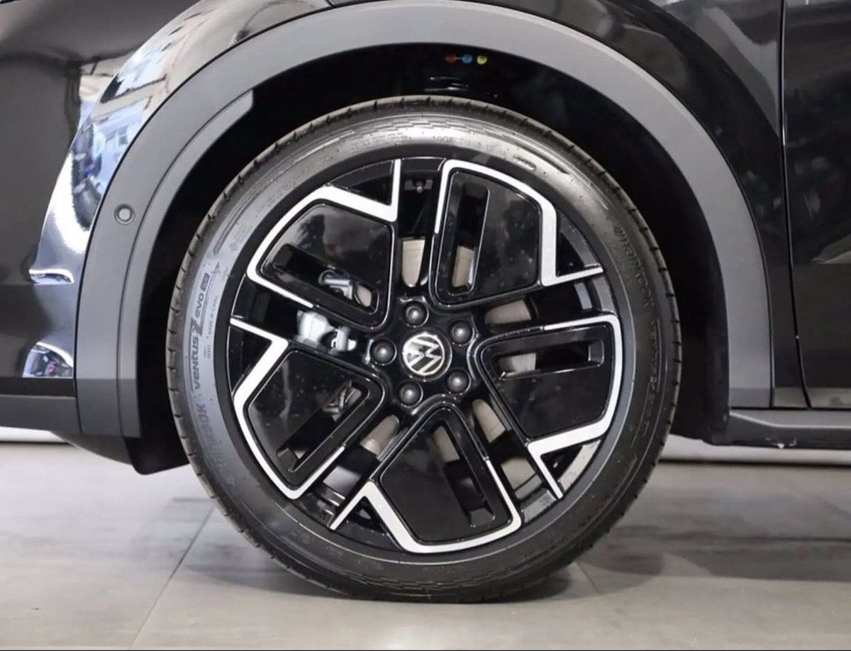 Volkswagen T-Roc 1.5 etsi R-Line 150cv dsg (8)