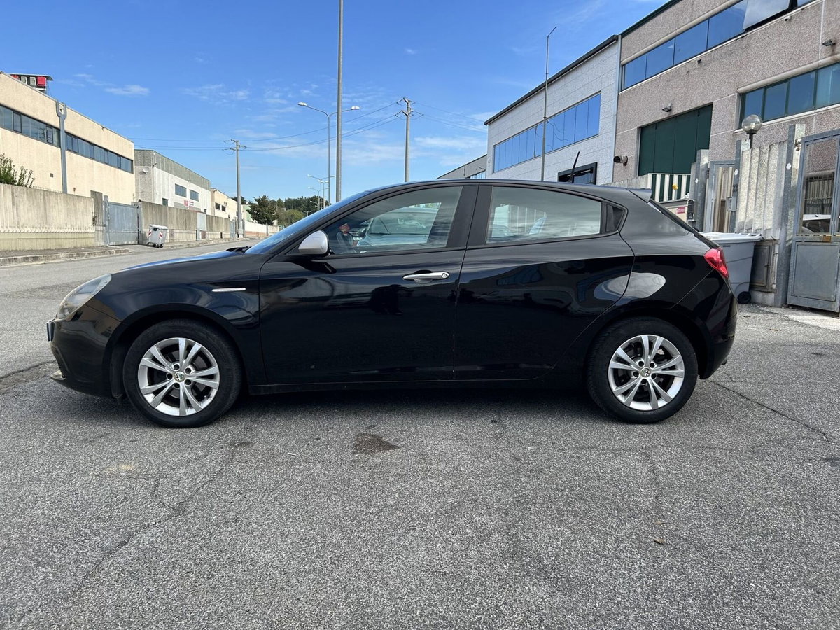 Alfa Romeo Giulietta 1.6 JTDm Progression E5+ (3)