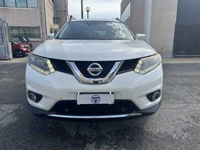 Nissan X-Trail 1.6 dCi 4WD Acenta Premium (2)