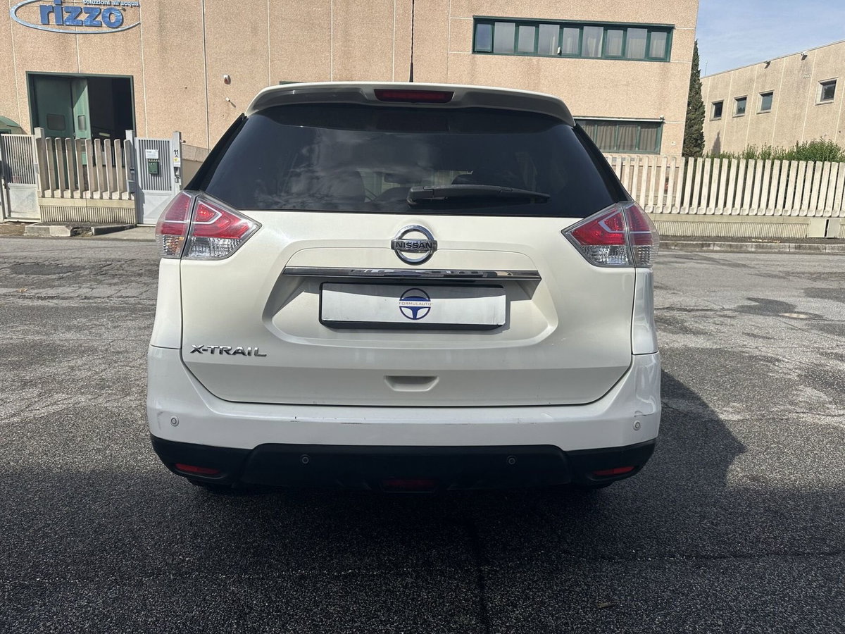 Nissan X-Trail 1.6 dCi 4WD Acenta Premium (5)