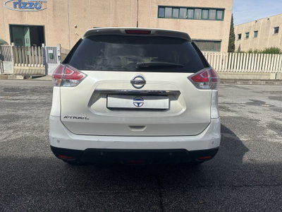 Nissan X-Trail 1.6 dCi 4WD Acenta Premium (5)