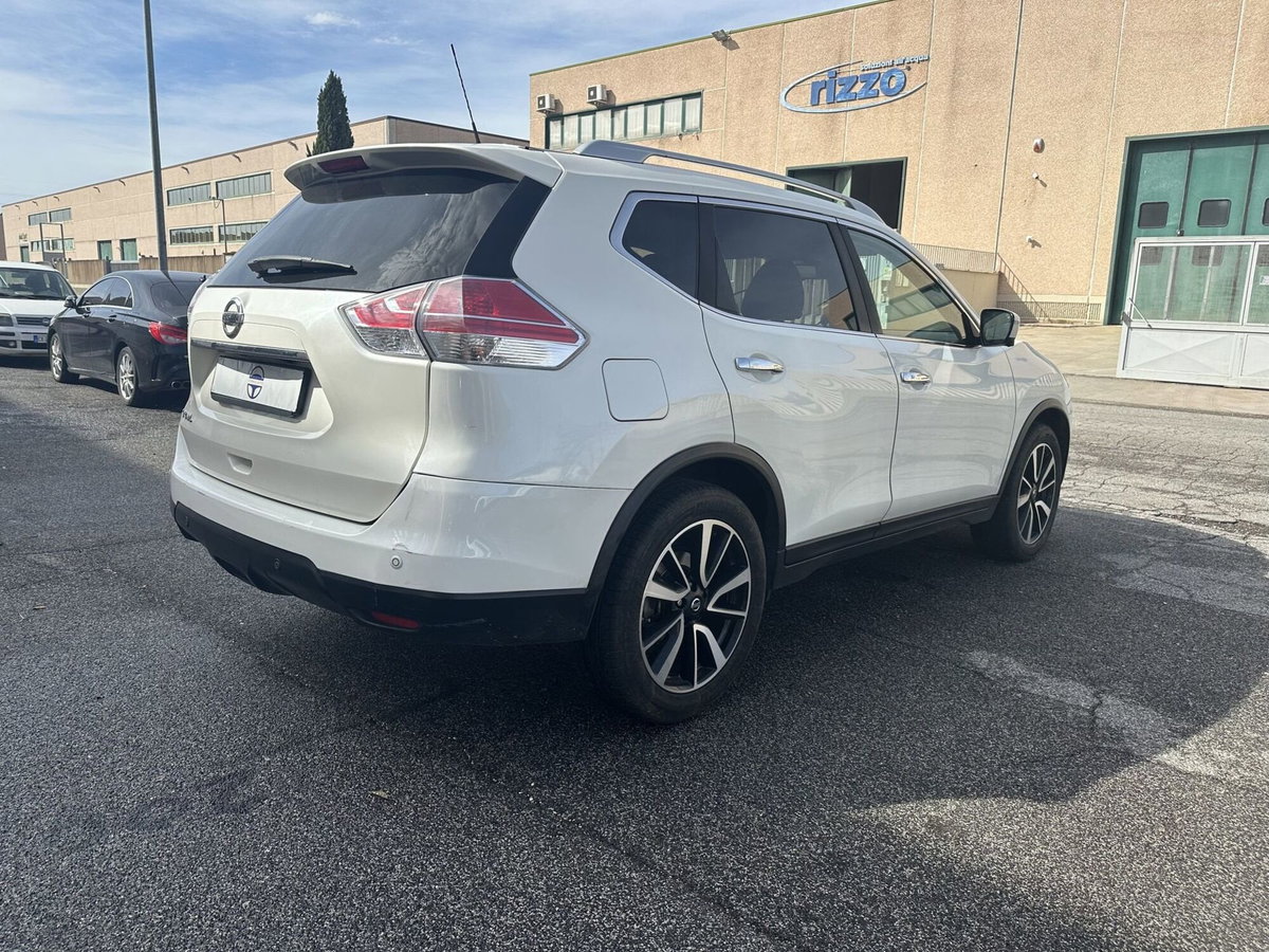 Nissan X-Trail 1.6 dCi 4WD Acenta Premium (6)