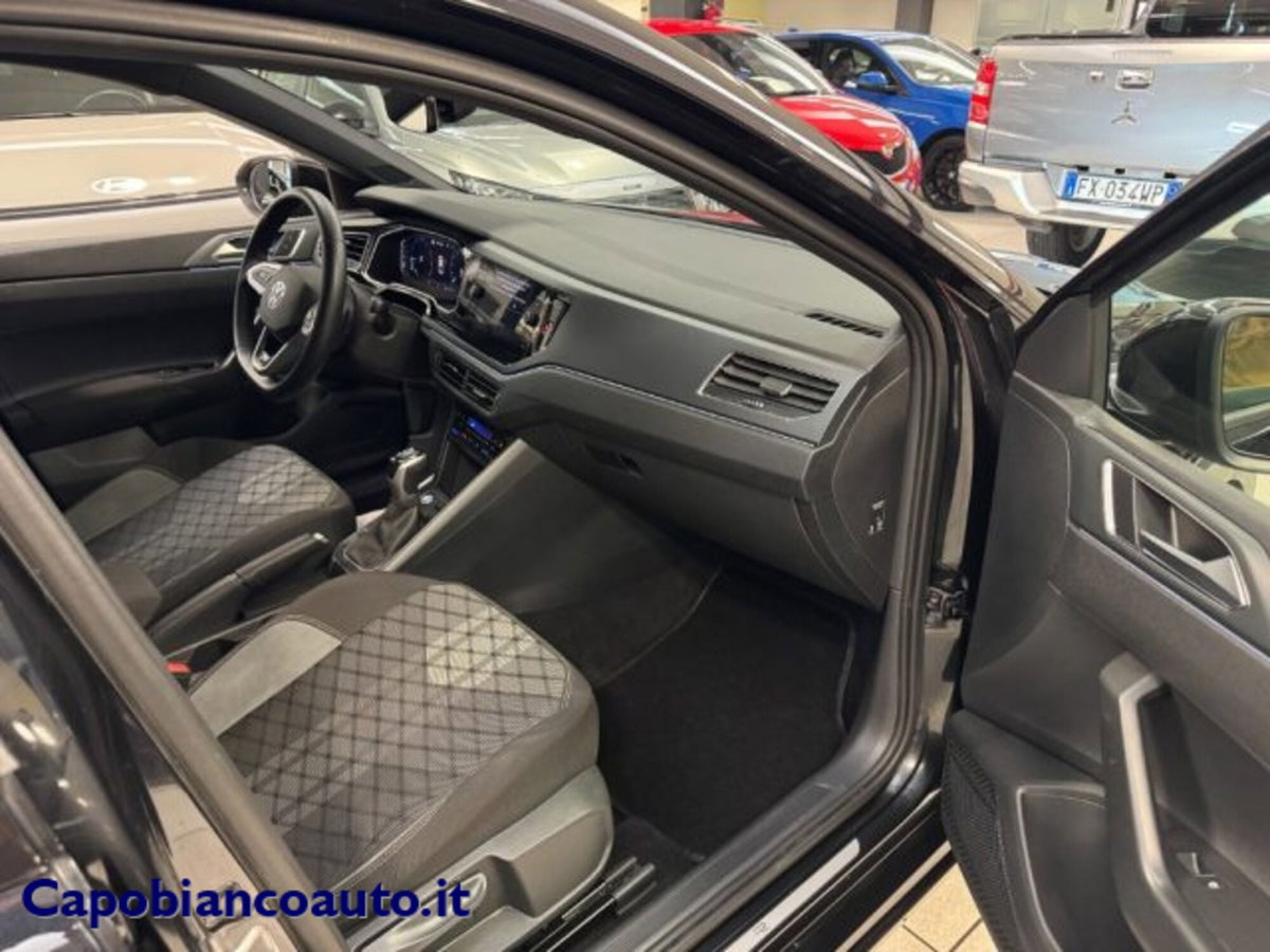 Volkswagen Taigo 1.0 tsi R-Line 115cv dsg (17)