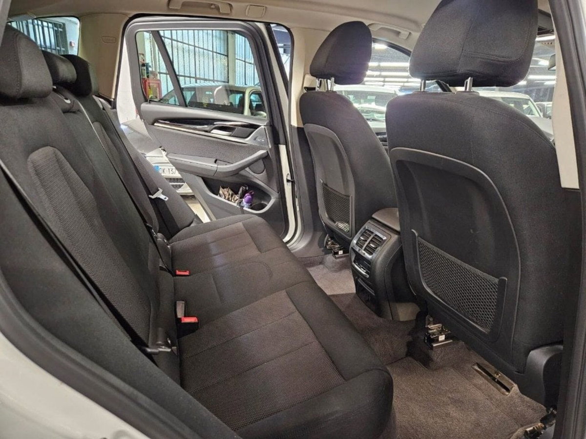 BMW X3 xDrive20d (13)
