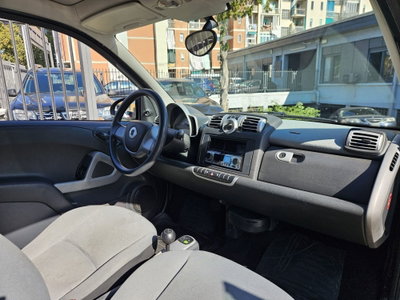smart Fortwo 1000 45 kW MHD coupé pure (7)