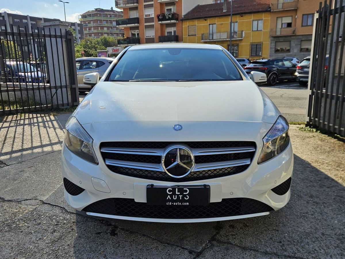 Mercedes-Benz Classe A 180 CDI Dark Night Edition (2)