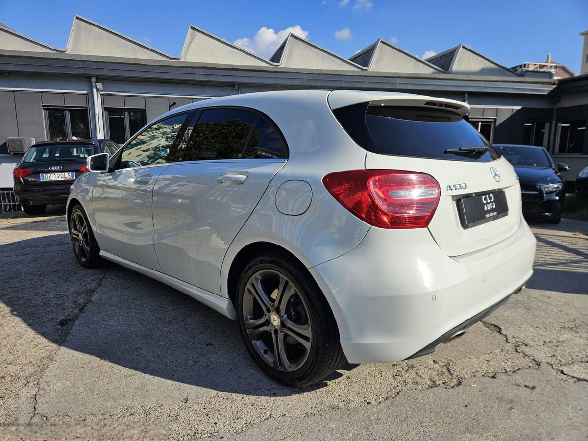 Mercedes-Benz Classe A 180 CDI Dark Night Edition (4)