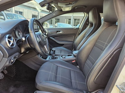 Mercedes-Benz Classe A 180 CDI Dark Night Edition (7)