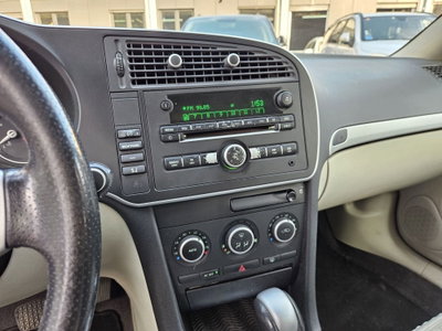Saab 9-3 Station Wagon 1.9 TiD 16V DPF Vector Sentronic (14)