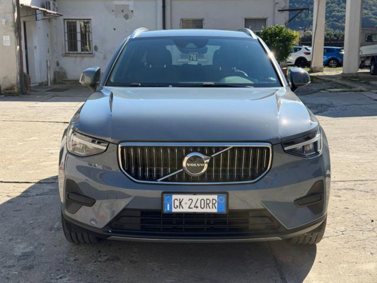 Volvo XC40 T4 Recharge Plug-in Hybrid automatico Core (2)
