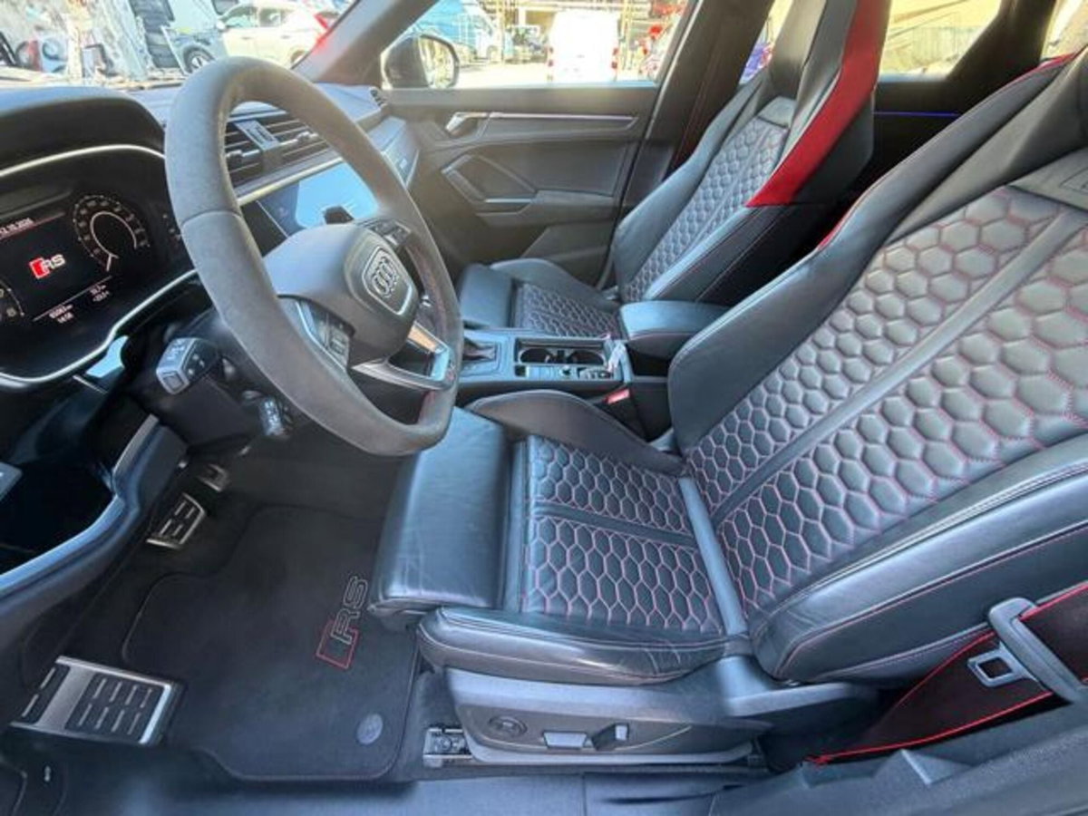 Audi RS Q3 Sportback 2.5 quattro s-tronic (13)