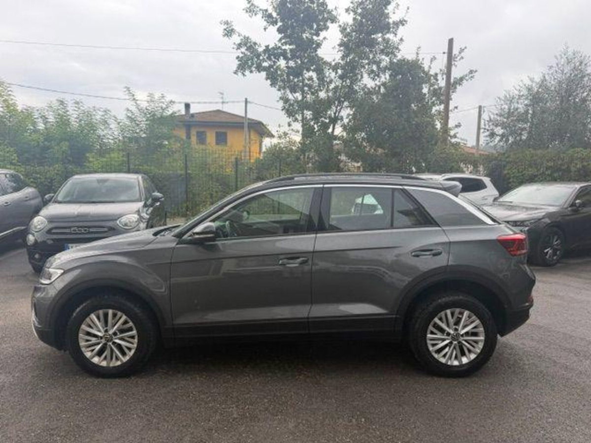 Volkswagen T-Roc 2.0 tdi Life 115cv (10)
