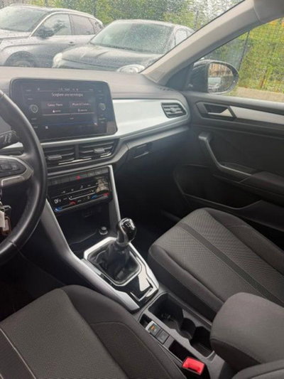 Volkswagen T-Roc 2.0 tdi Life 115cv (17)