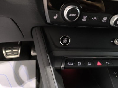 Audi Q3 Sportback 35 TDI quattro S tronic S line edition (18)