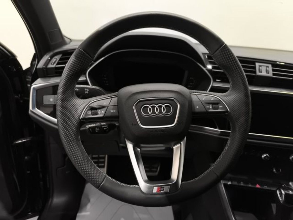 Audi Q3 Sportback 35 TDI quattro S tronic S line edition (9)