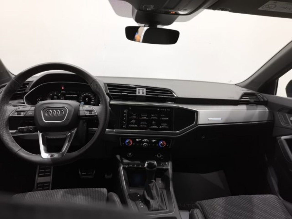 Audi Q3 Sportback 35 TDI quattro S tronic S line edition (19)