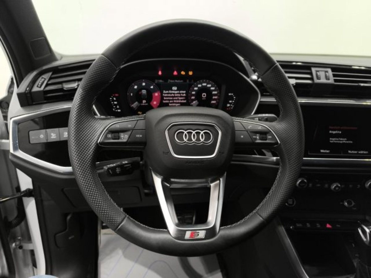 Audi Q3 Sportback 35 TDI quattro S tronic S line edition (13)