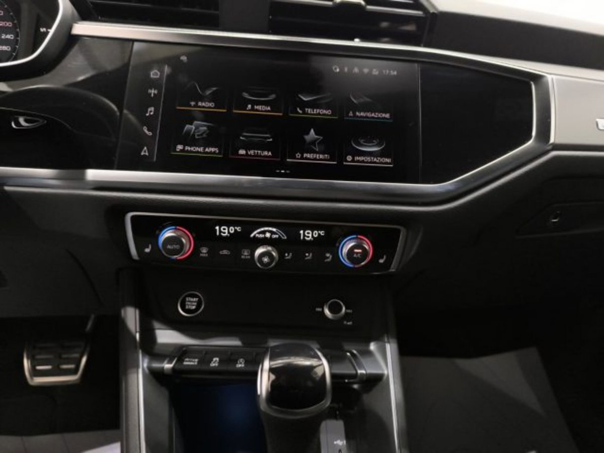 Audi Q3 Sportback 35 TDI quattro S tronic S line edition (13)