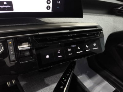 Peugeot 3008 1.2 hybrid GT 145cv e-dcs6 (14)