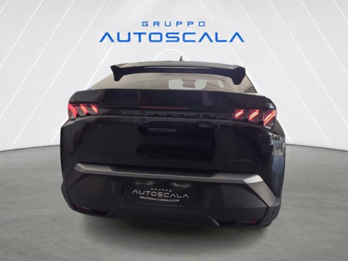 Peugeot 3008 1.2 hybrid GT 145cv e-dcs6 (4)