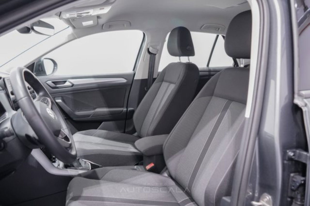 Volkswagen T-Roc 2.0 tdi Life 150cv dsg (11)
