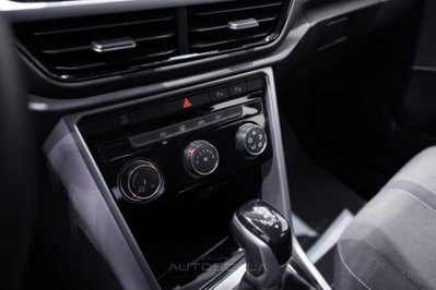 Volkswagen T-Roc 2.0 tdi Life 150cv dsg (15)