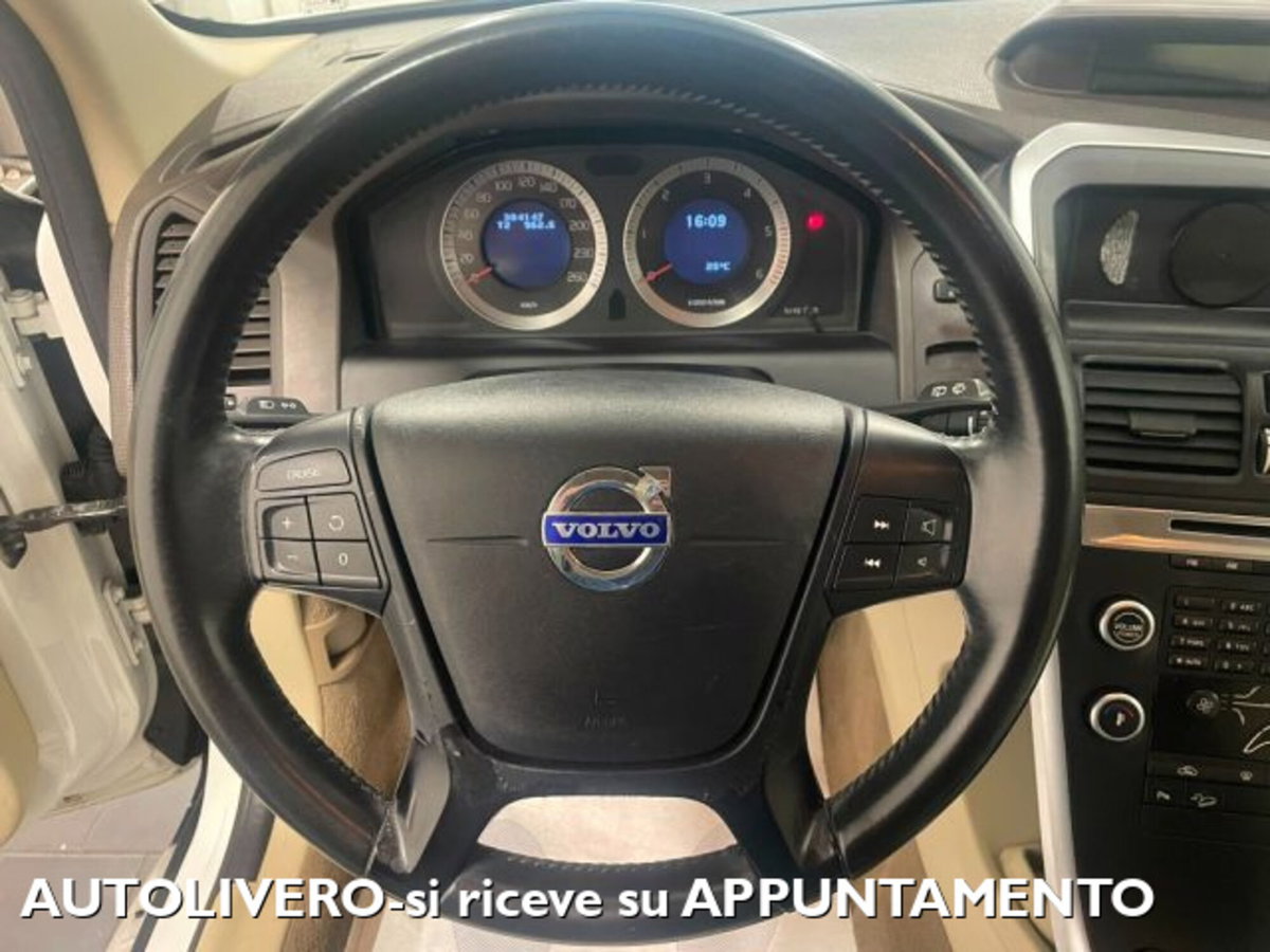 Volvo XC60 D5 AWD Kinetic (14)