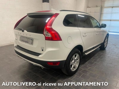 Volvo XC60 D5 AWD Kinetic (4)