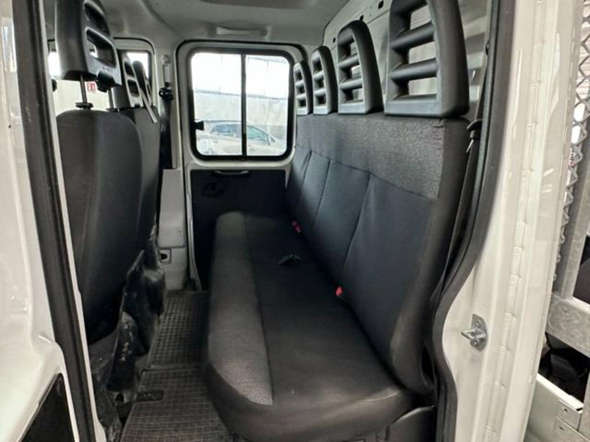Iveco Daily Furgone 35S16V 2.3 HPT PM-TN Furgone (10)