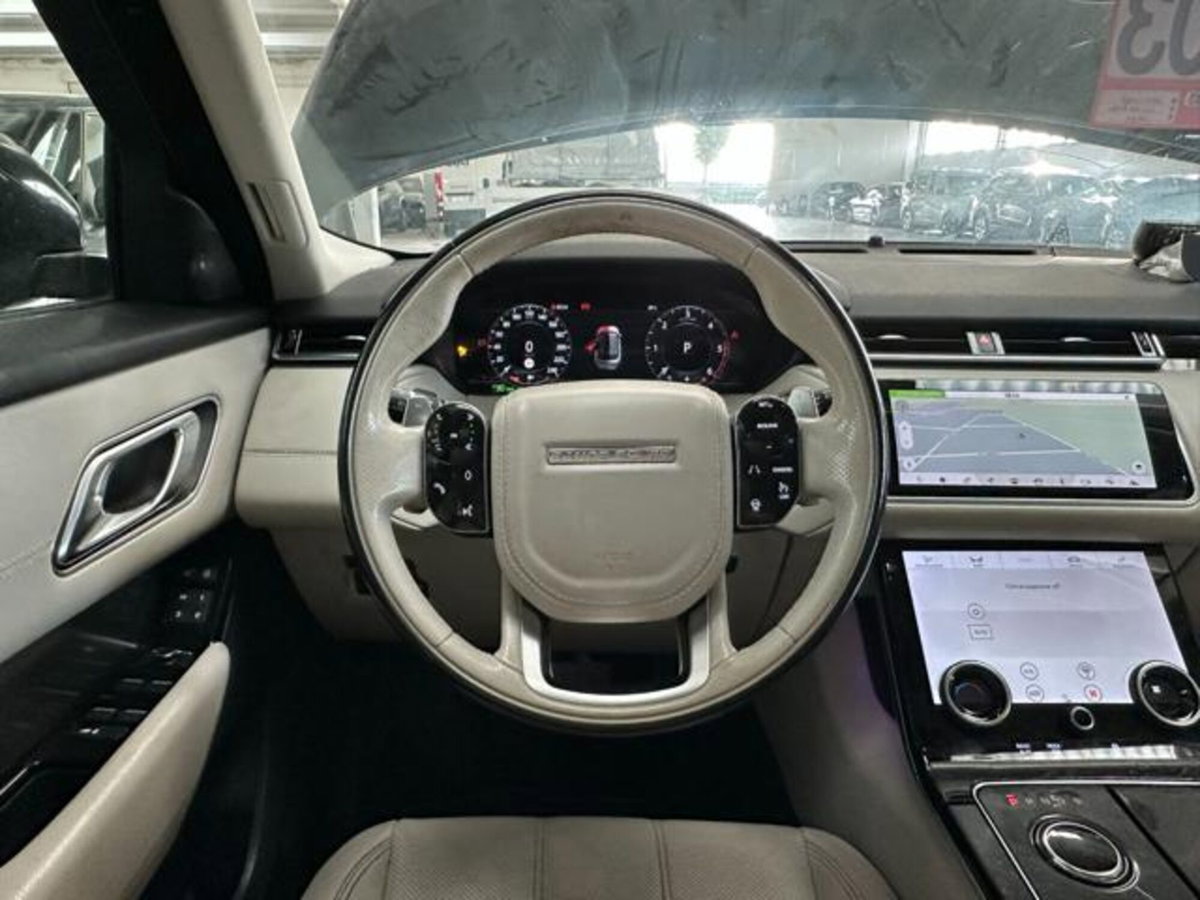 Land Rover Range Rover Velar 2.0D I4 180 CV S (14)
