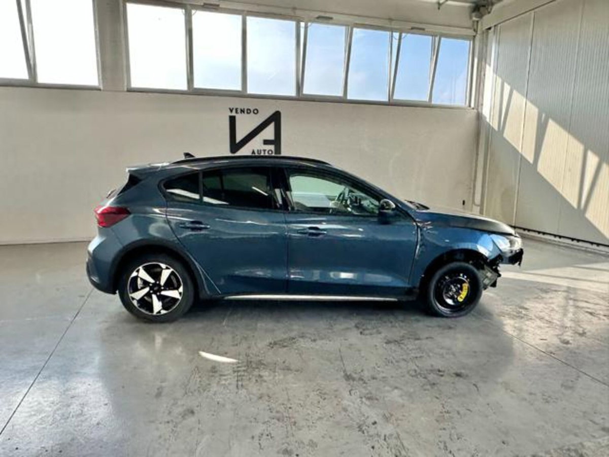 Ford Focus 1.0 EcoBoost Hybrid 125 CV Powershift 5p. Active X (8)